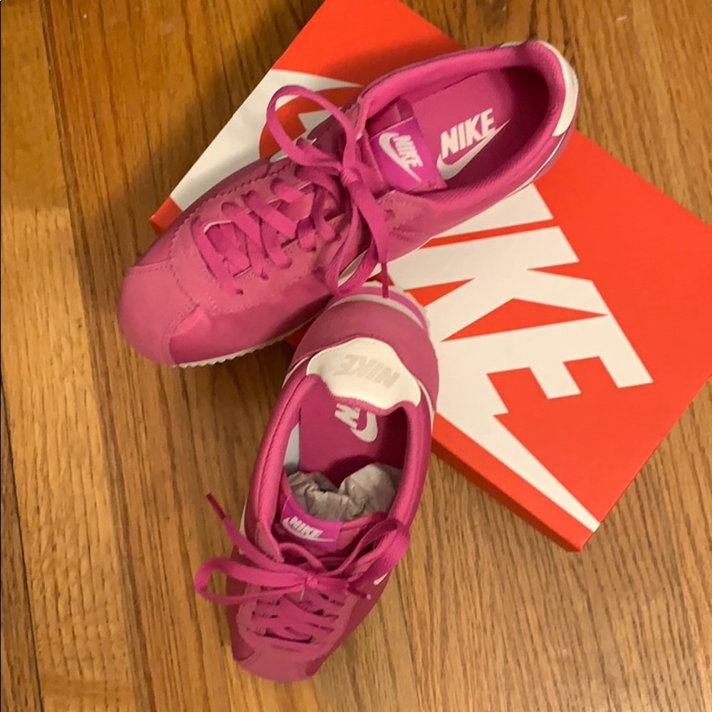Nike Cortez-never worn!